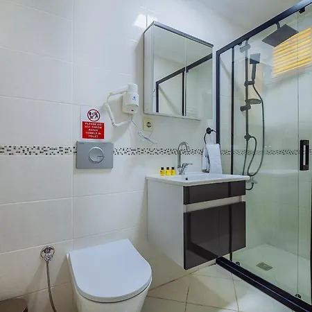 Taksim Wonder Aparthotel 4*