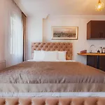 Wonder Aparthotel