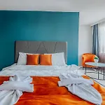 Wonder Aparthotel