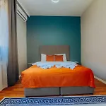 Wonder Aparthotel